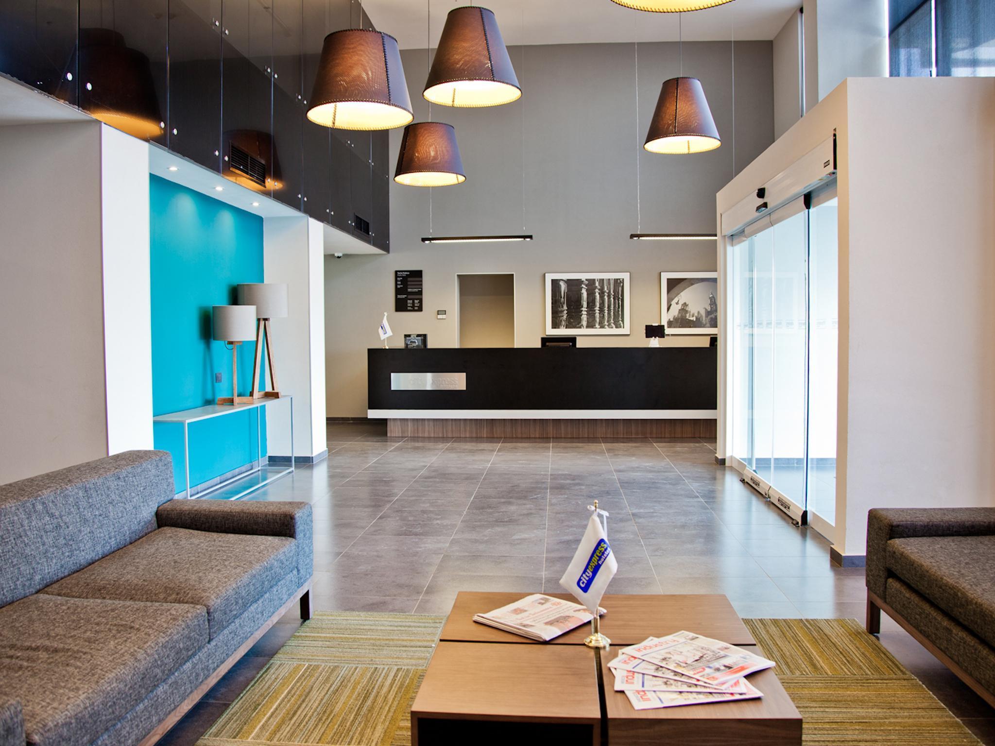 City Express By Marriott Salamanca Exterior foto