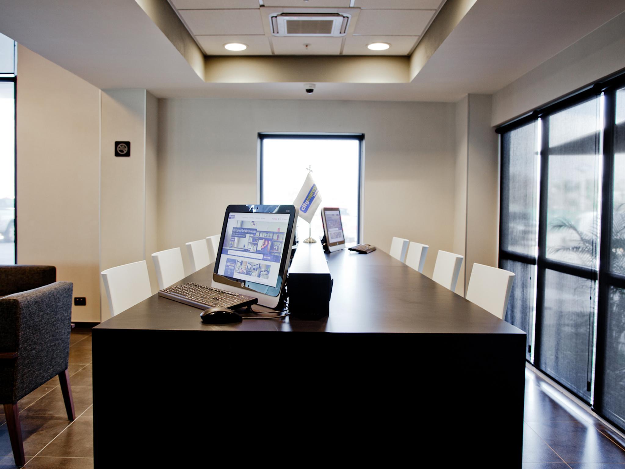 City Express By Marriott Salamanca Exterior foto