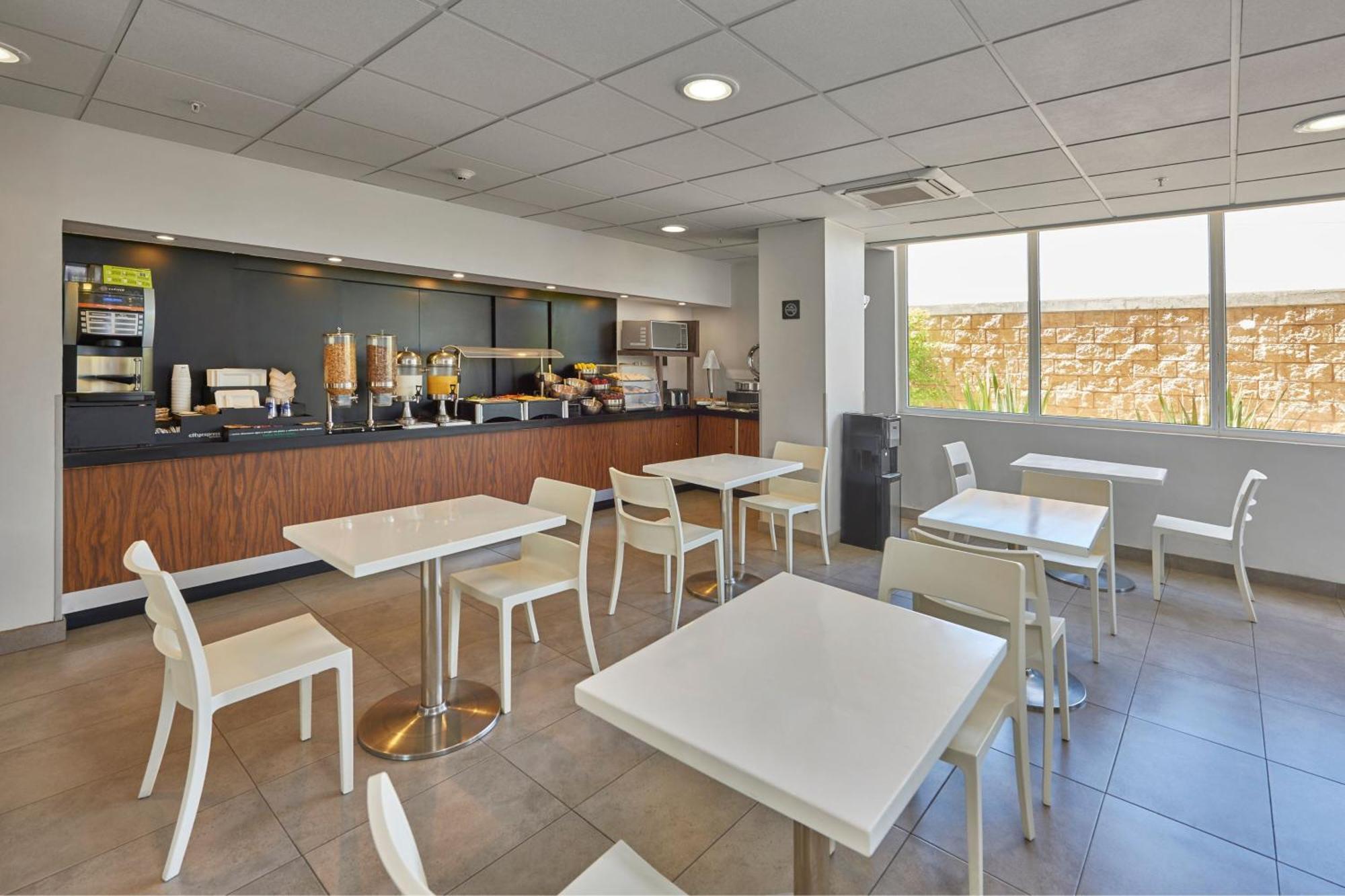 City Express By Marriott Salamanca Exterior foto