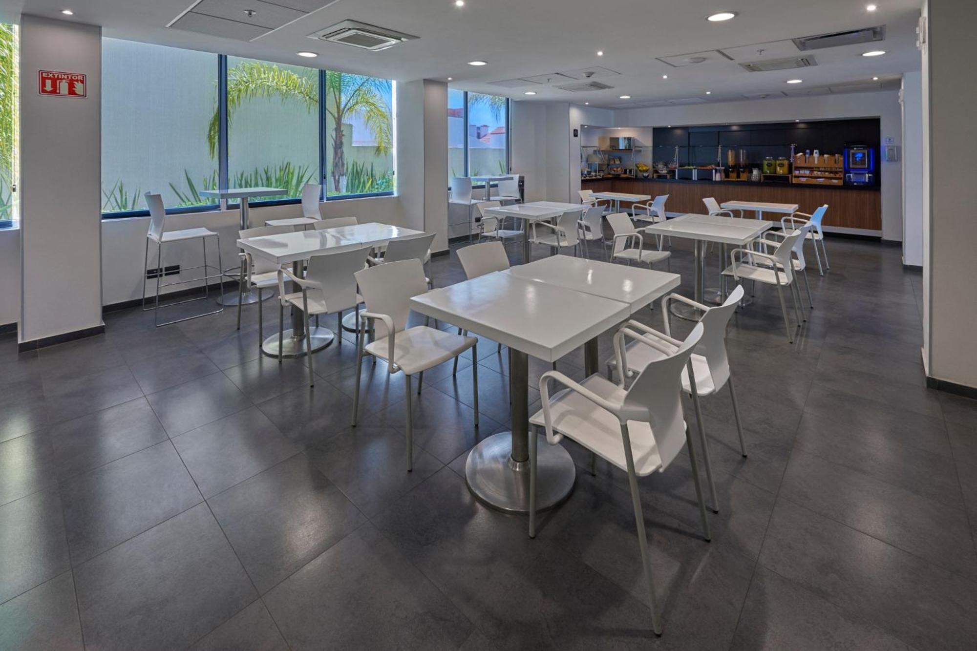 City Express By Marriott Salamanca Exterior foto