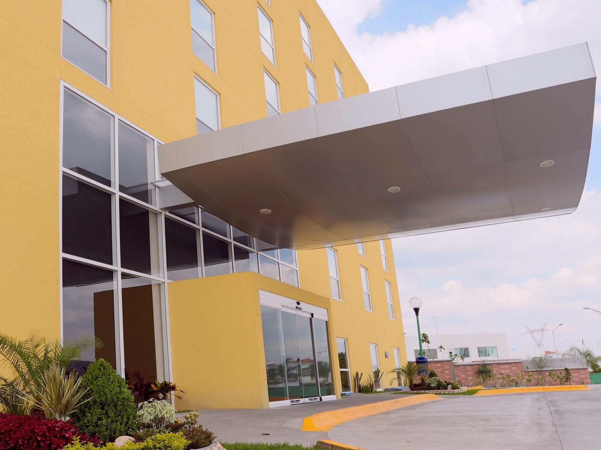 City Express By Marriott Salamanca Exterior foto